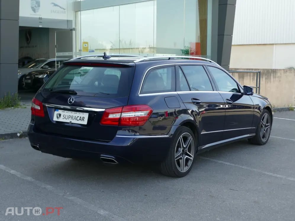 Mercedes-Benz E 220 CDi Avantgarde BE Auto.