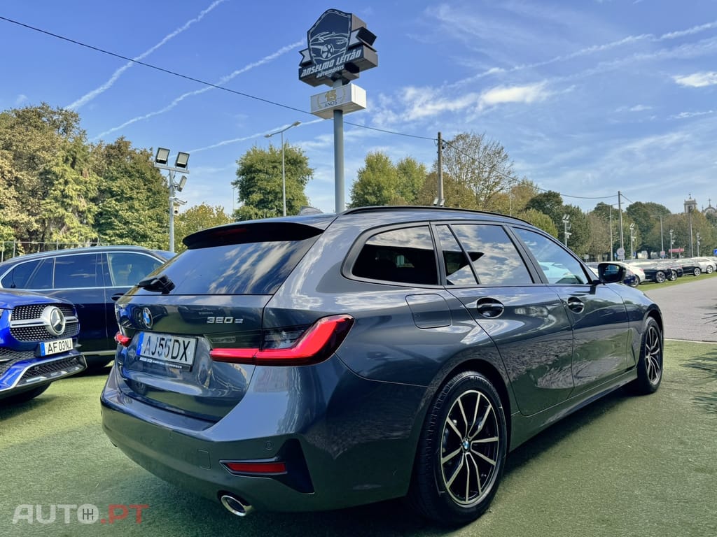 BMW 320 e Touring Auto
