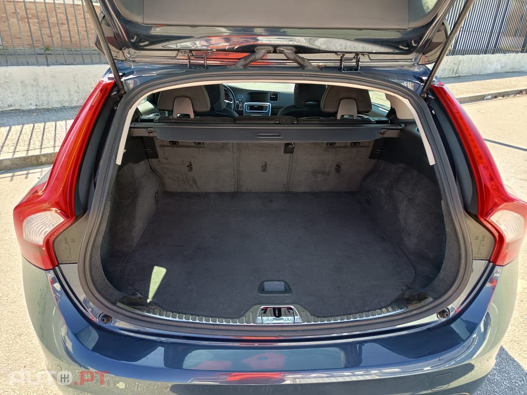 Volvo V60 1.6 D2 Kinetic