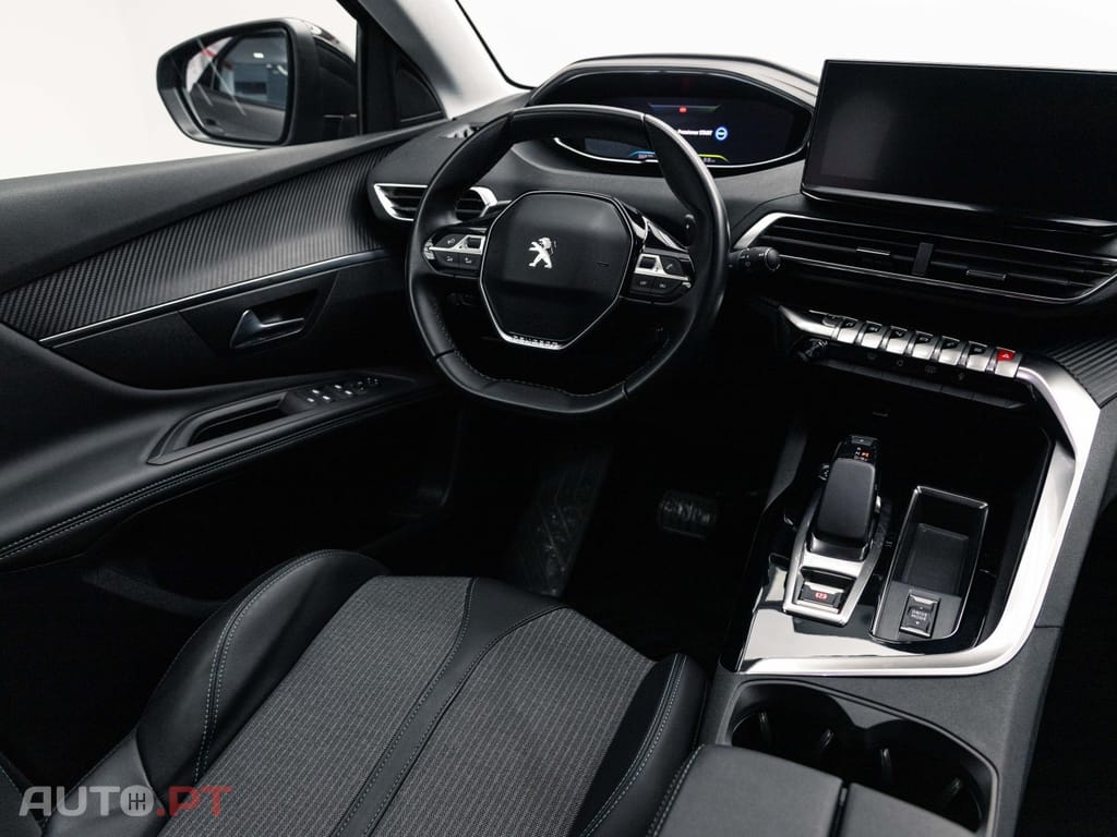 Peugeot 3008 1.6 Hybrid Allure Pack e-EAT8