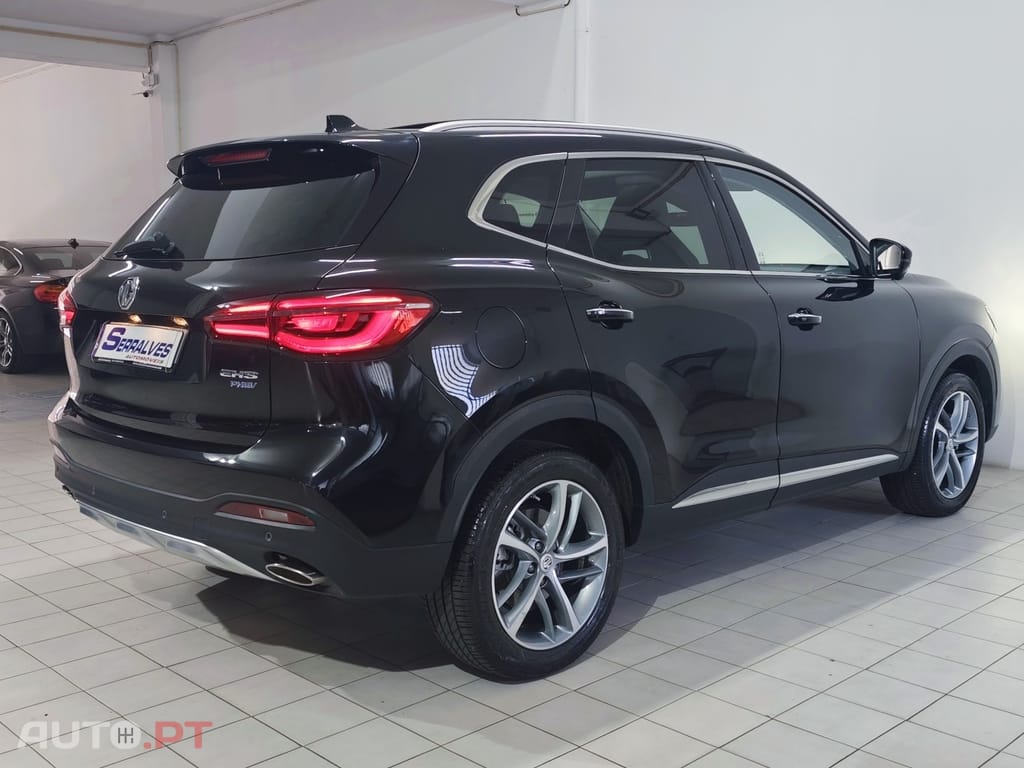MG EHS 1.5 T-GDI Plug-in Hybrid Luxury
