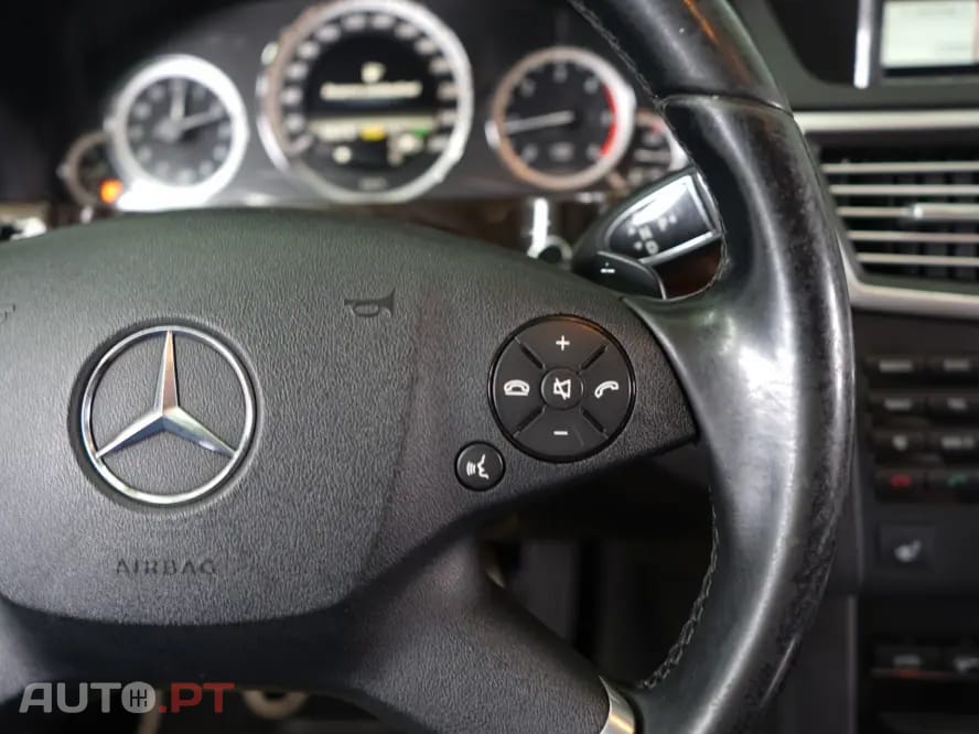 Mercedes-Benz E 250 CDi Elegance BlueEfficiency Auto.