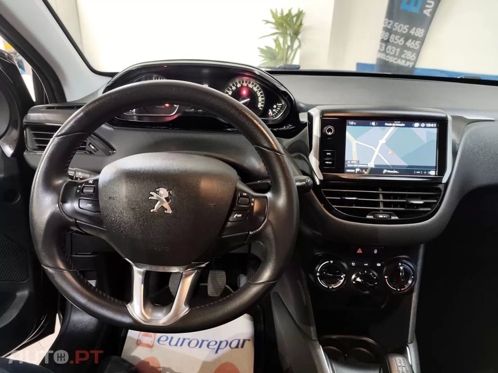 Peugeot 208 1.2 PureTech Style