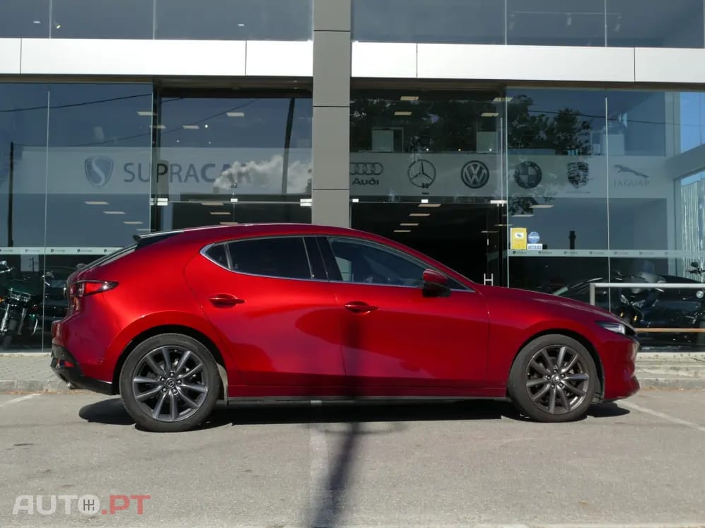 Mazda 3 2.0 e-Skyactiv-G Exclusive-line