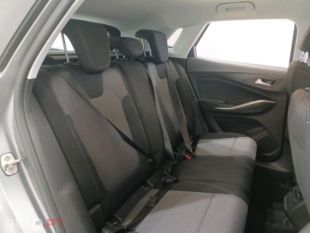 Opel Grandland 1.5 CDTI Business AT