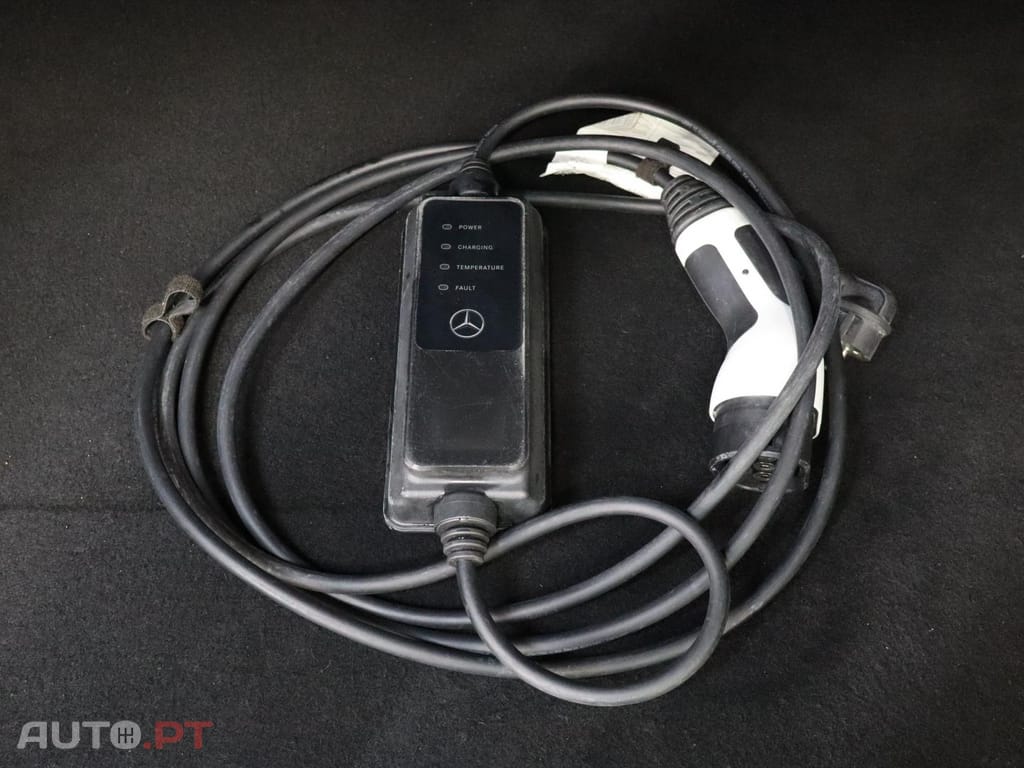 Mercedes-Benz A 250 e Auto AMG LINE