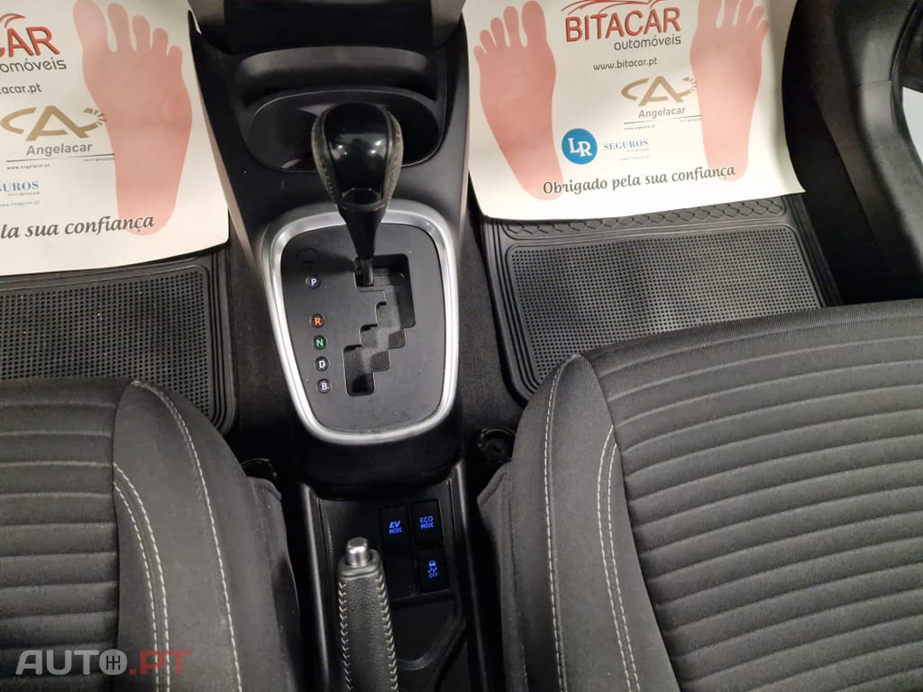 Toyota Yaris 1.5 HSD Comfort