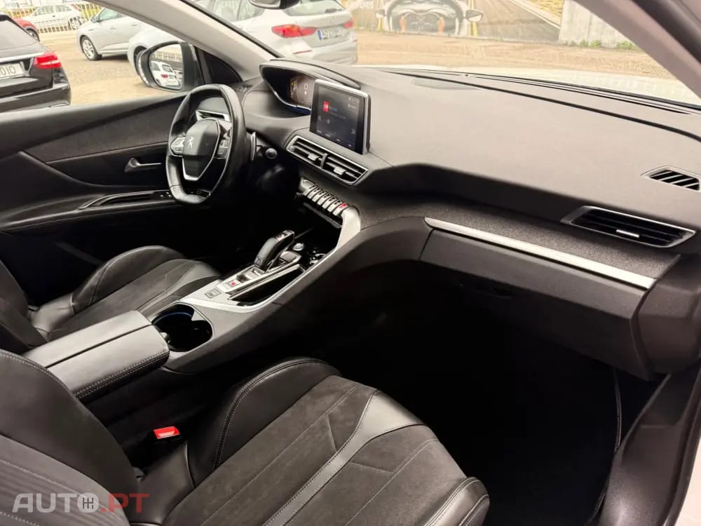 Peugeot 3008 1.6 BlueHDi Crossway EAT6