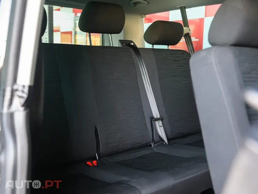 Volkswagen Caravelle 2.0 TDi CD Longa Extra AC