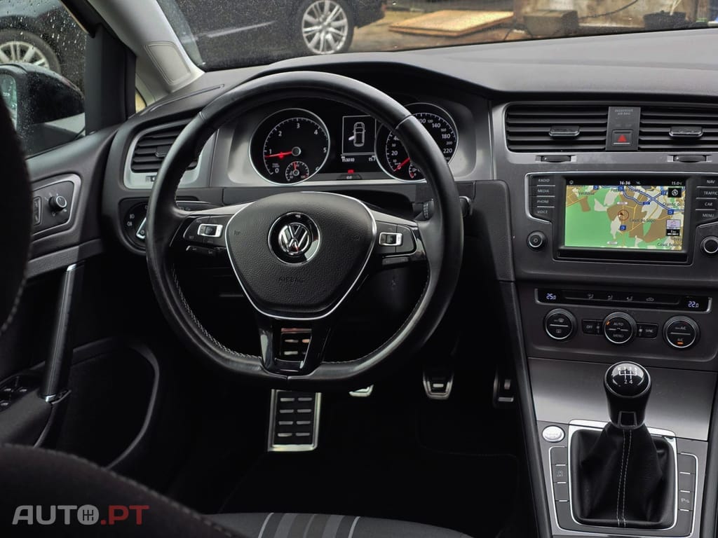 Volkswagen Golf 1.6 TDI Highline