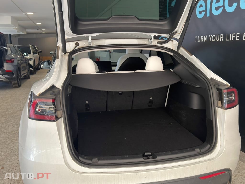 Tesla Model Y Tração Traseira