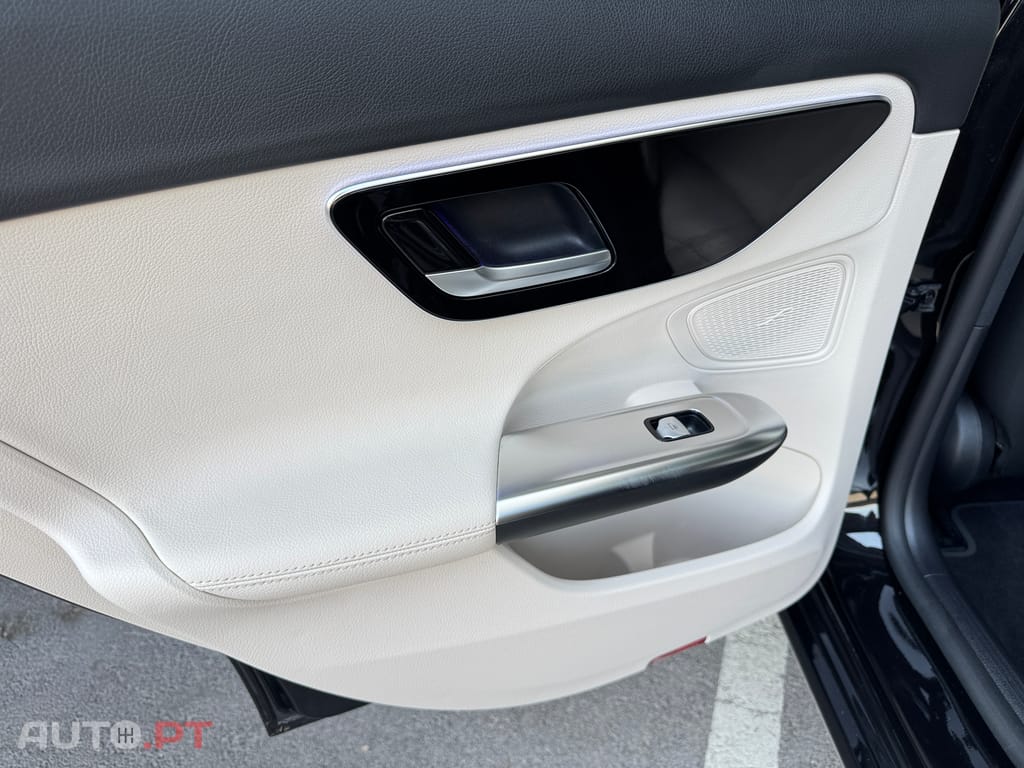 Mercedes-Benz C 220 d Avantgarde EQ Boost