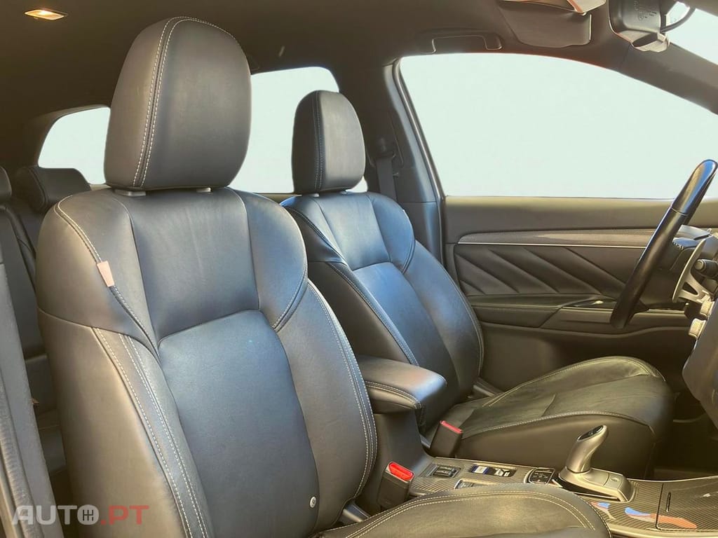 Mitsubishi Outlander 2.4 Instyle