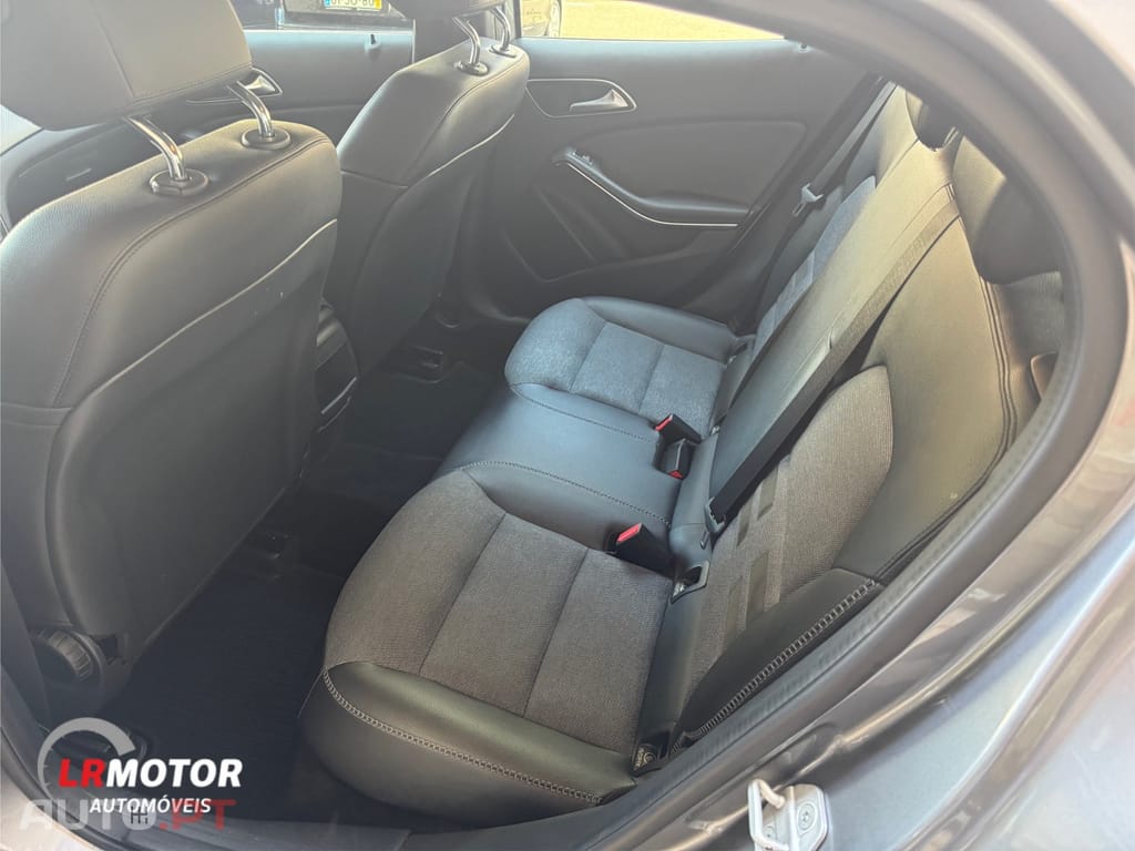 Mercedes-Benz GLA 180 d