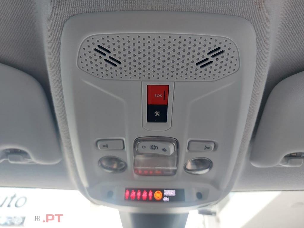 Peugeot E-208 50 kWh Active