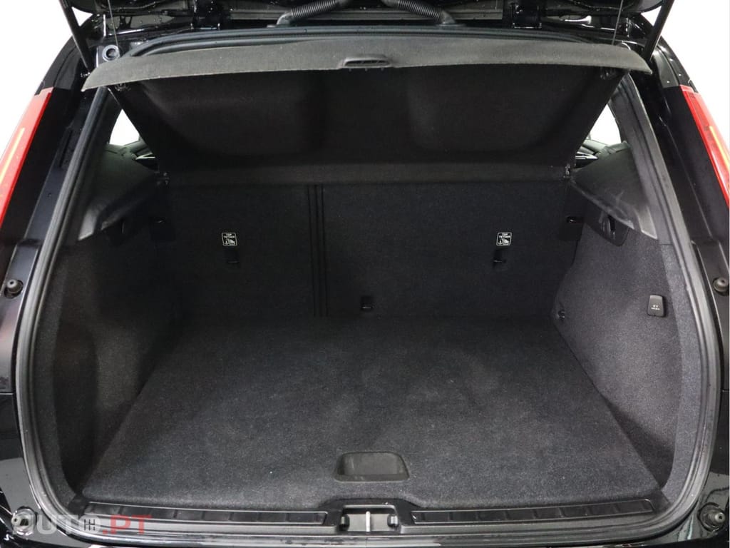 Volvo XC40 1.5 T4 211 PHEV Essential