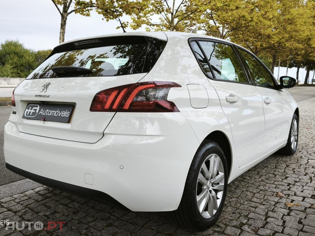 Peugeot 308 1.5 BlueHDi Style
