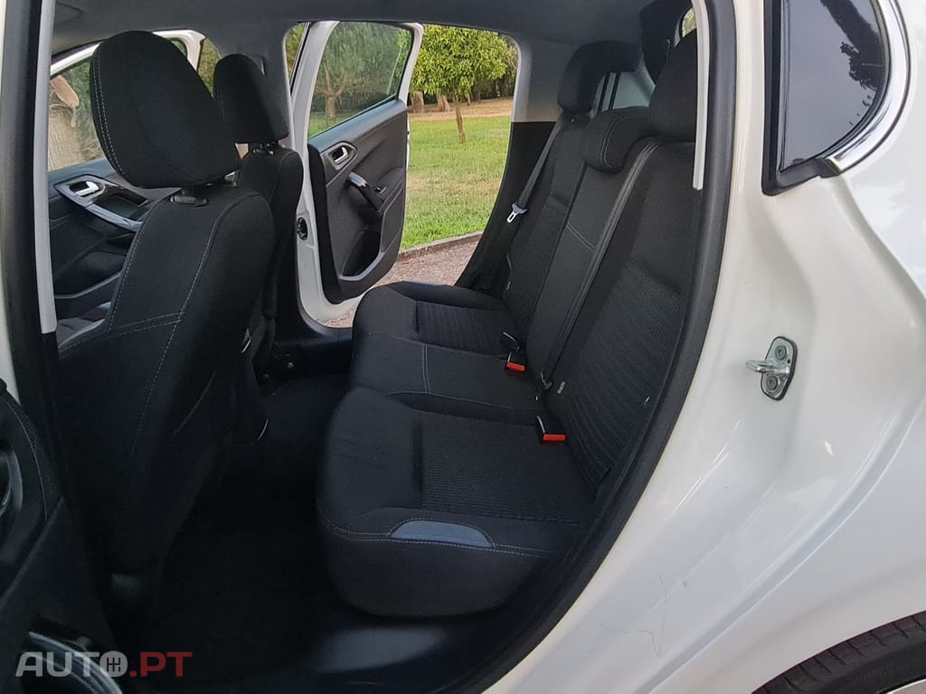 Peugeot 208 1.4 HDi Allure