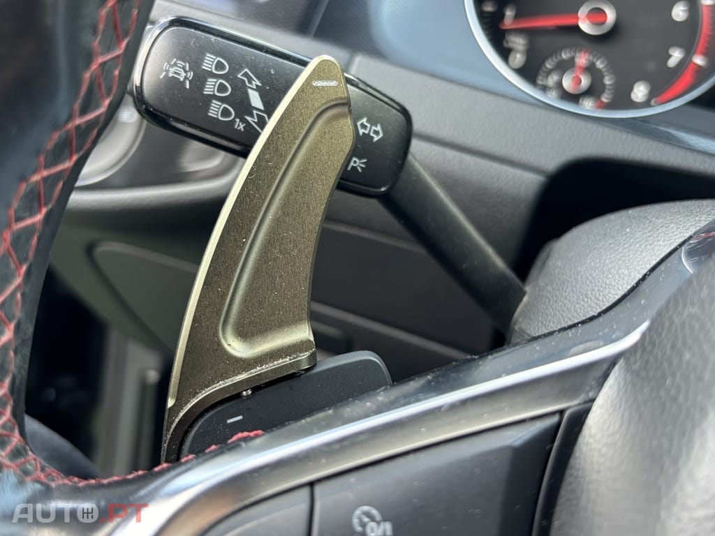 Volkswagen Golf 2.0 GTi DSG