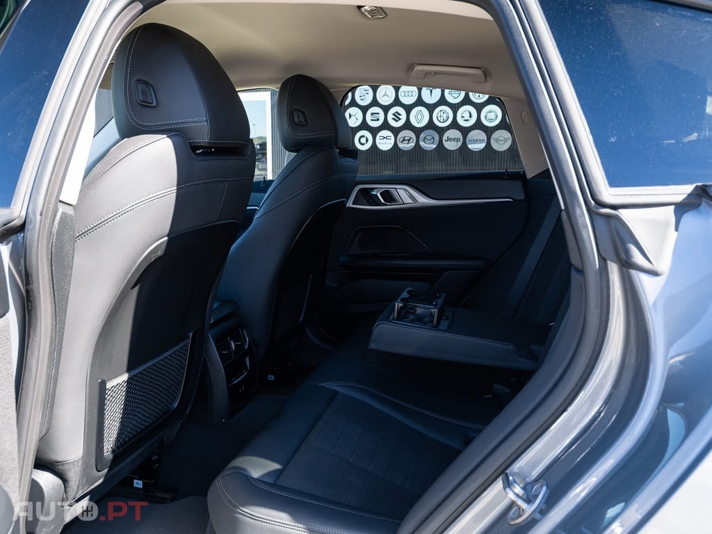 BMW i4 eDrive35