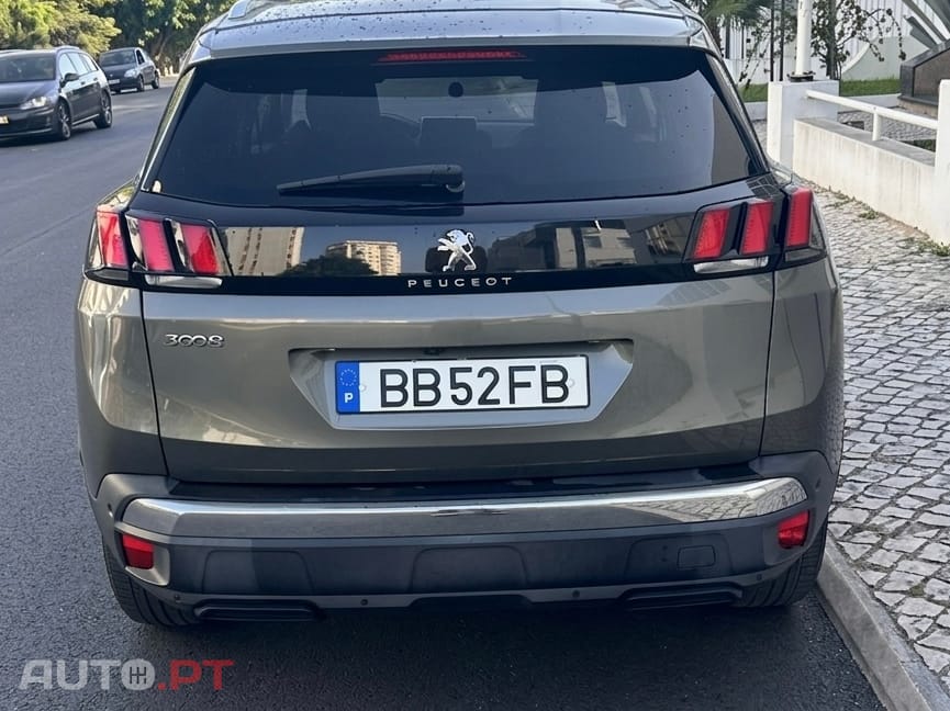 Peugeot 3008 PureTech 130 Stop&Start GPF EAT8 ALLURE