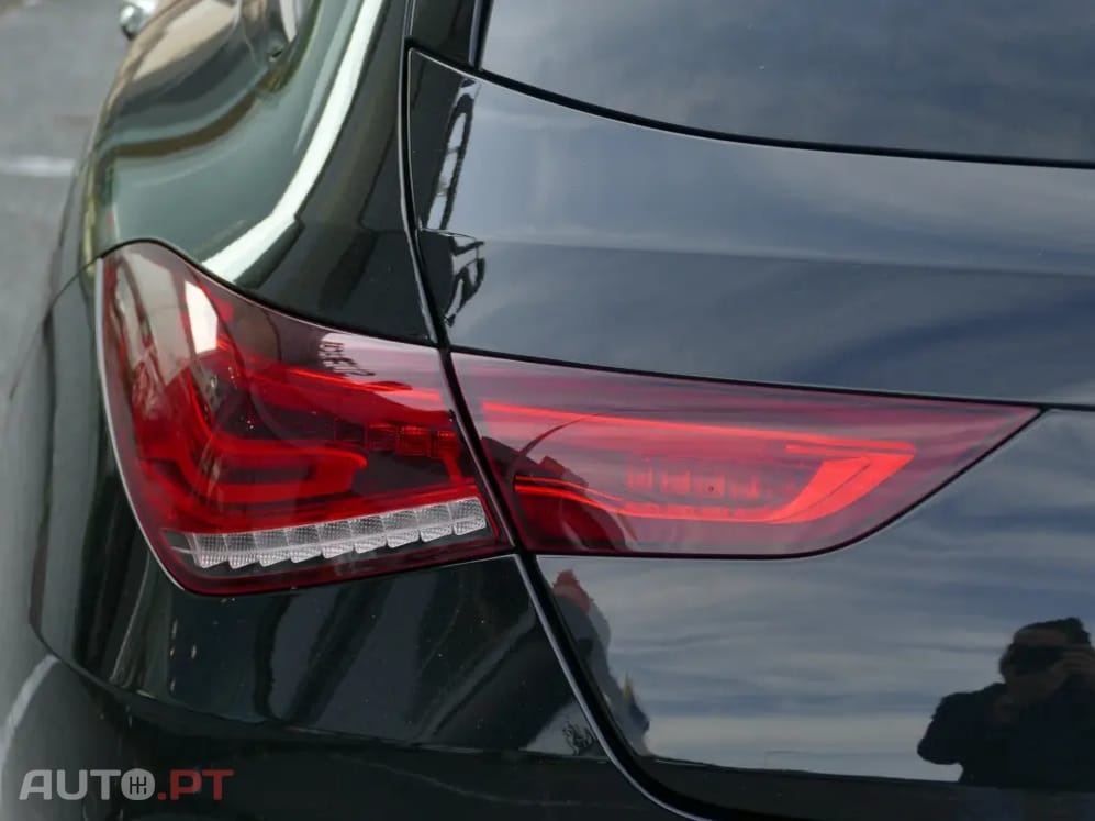 Mercedes-Benz CLA 250 e Shooting Brake AMG Line