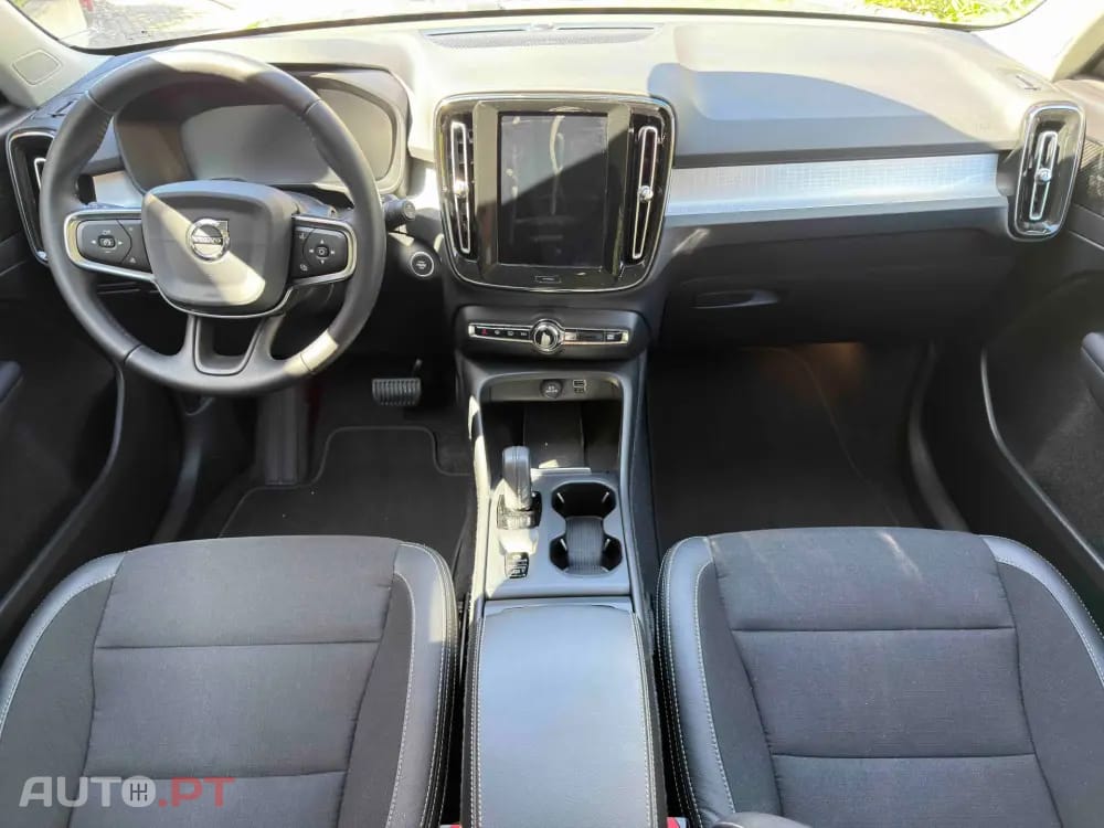 Volvo XC40 1.5 T3 Momentum Plus Geartronic