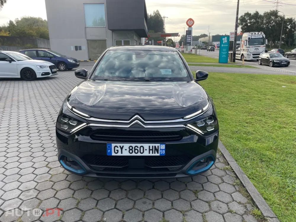 Citroen e-C4 X 50 kWh Shine Pack