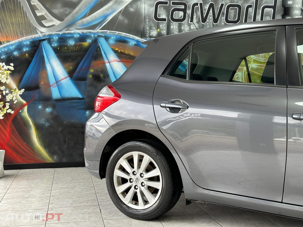 Toyota Auris 1.4 D-4D Comfort