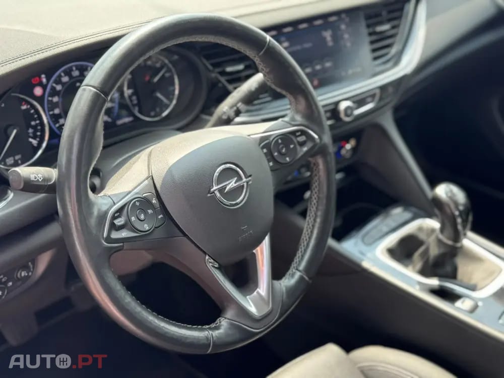 Opel Insignia 1.5 GS Line Plus