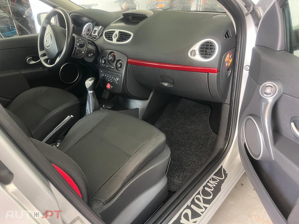 Renault Clio 1.2 RipCurl