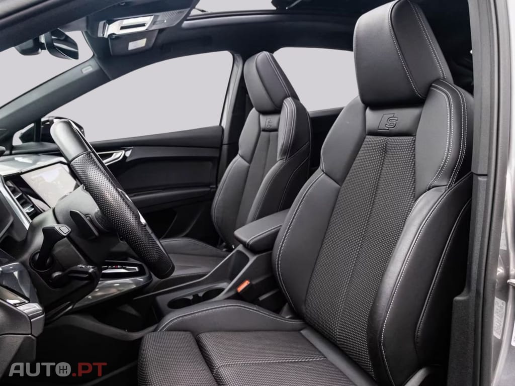 Audi Q4 E-Tron 55 2x S LINE I.V.A DEDUTIVEL