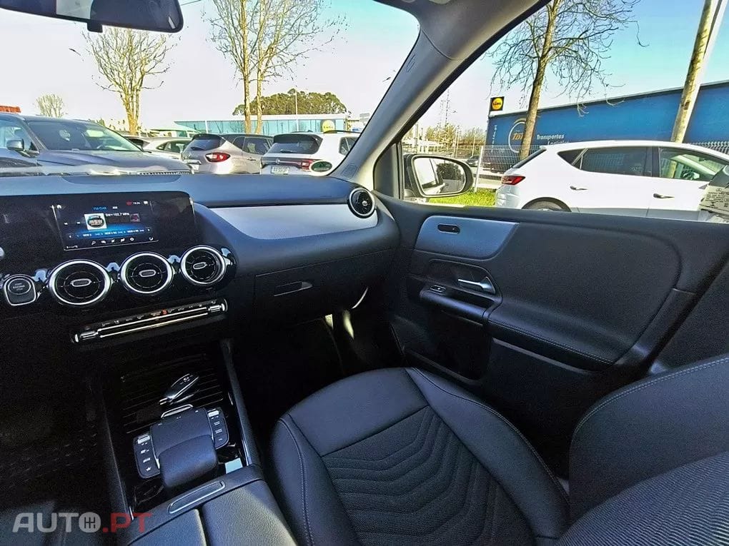 Mercedes-Benz B 250 e 8G-DCT Style