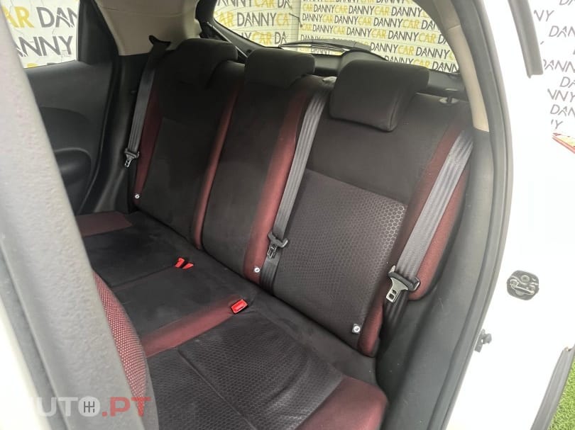 Nissan Juke 1.6 Acenta Connect CVT