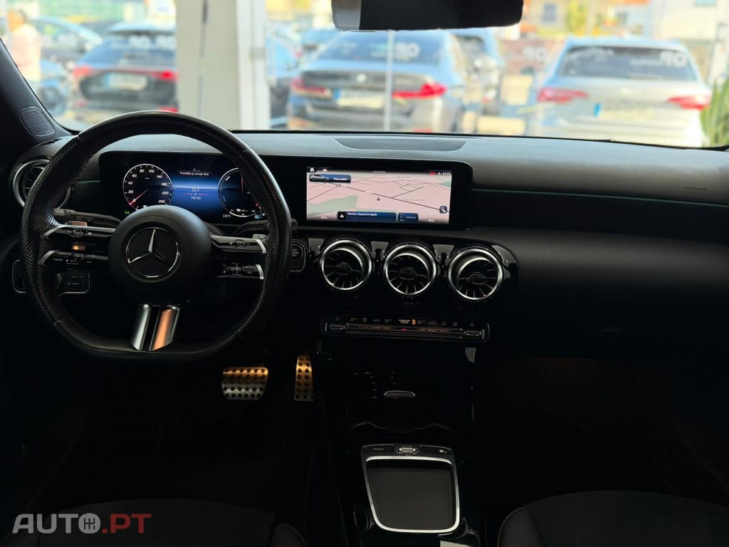 Mercedes-Benz A 250 e AMG Line