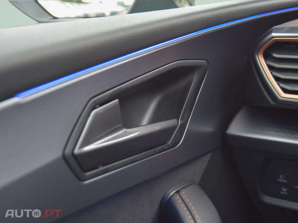 Cupra Leon ST 1.5 e-Hybrid VZ DSG