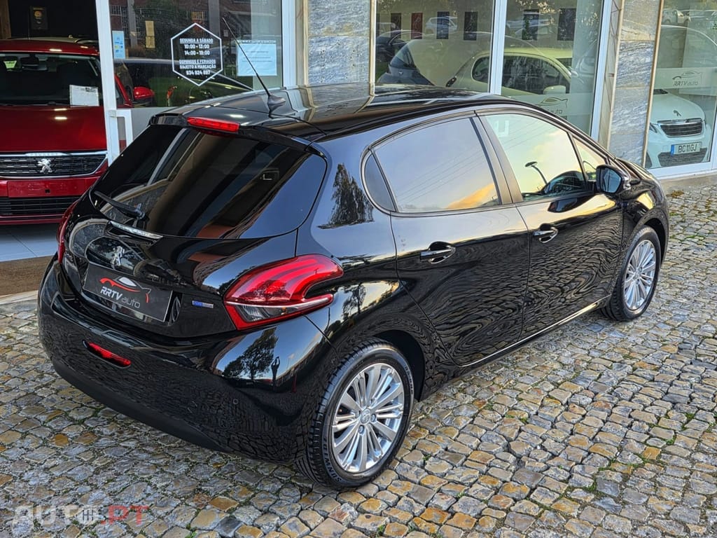 Peugeot 208 1.2 PureTech Style