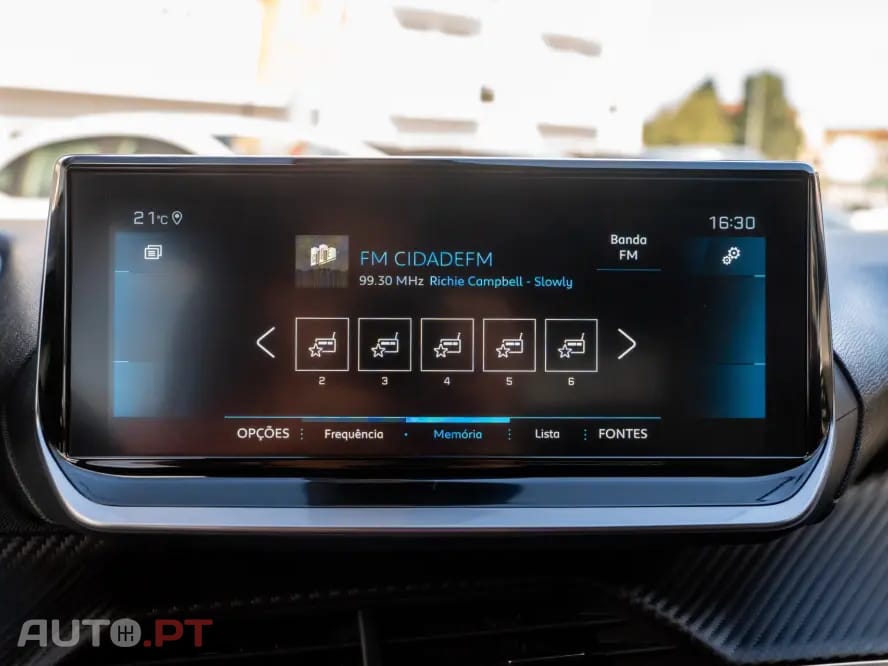Peugeot 2008 1.2 PureTech Allure