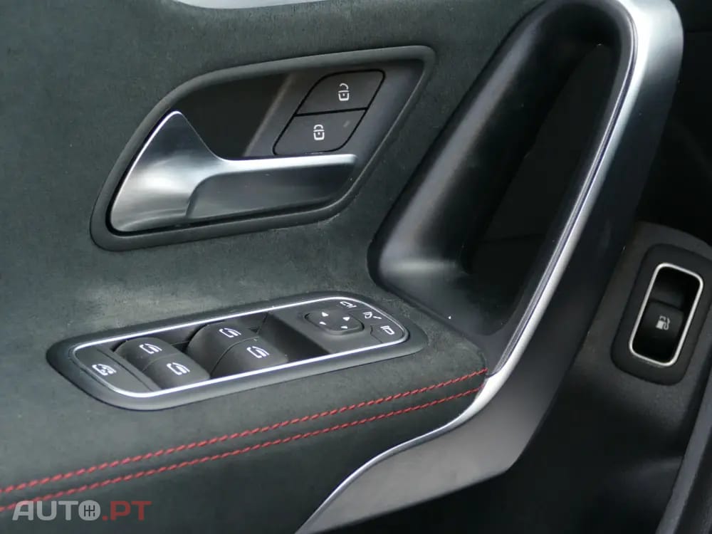 Mercedes-Benz CLA 250 e Shooting Brake AMG Line