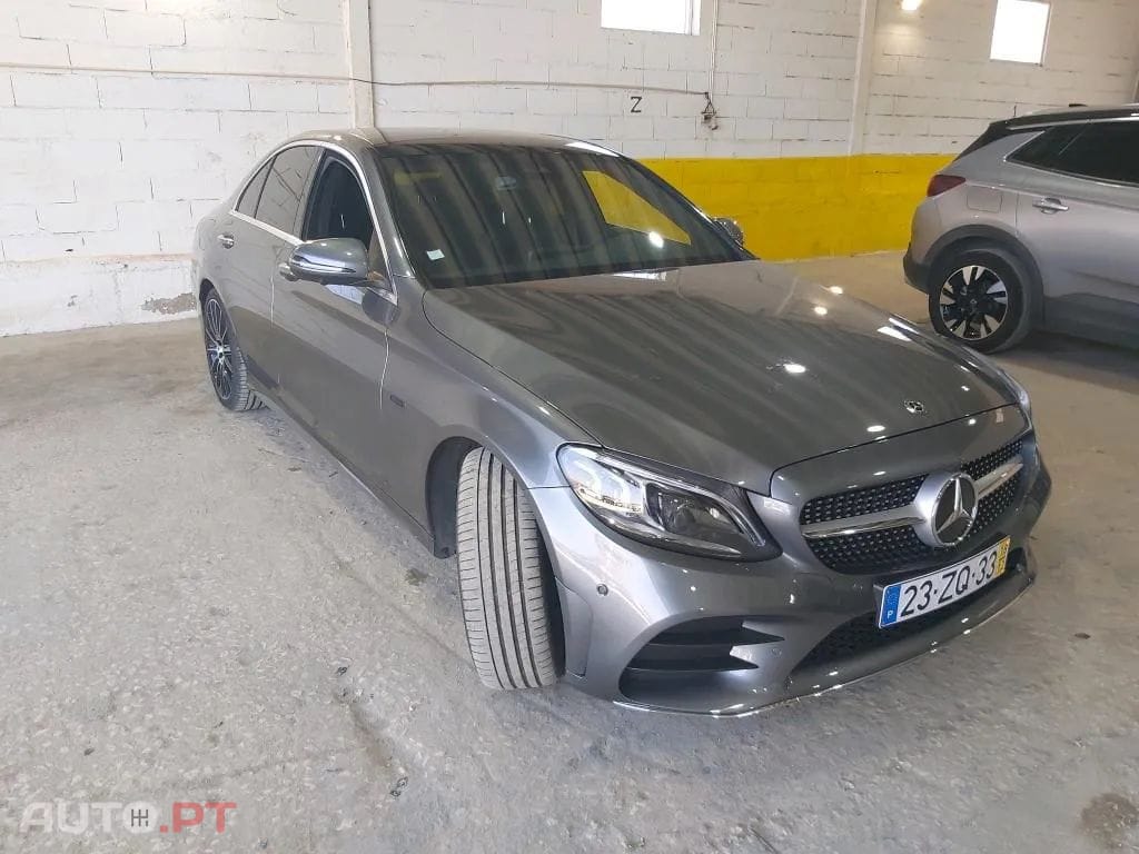 Mercedes-Benz C 300 de AMG Line