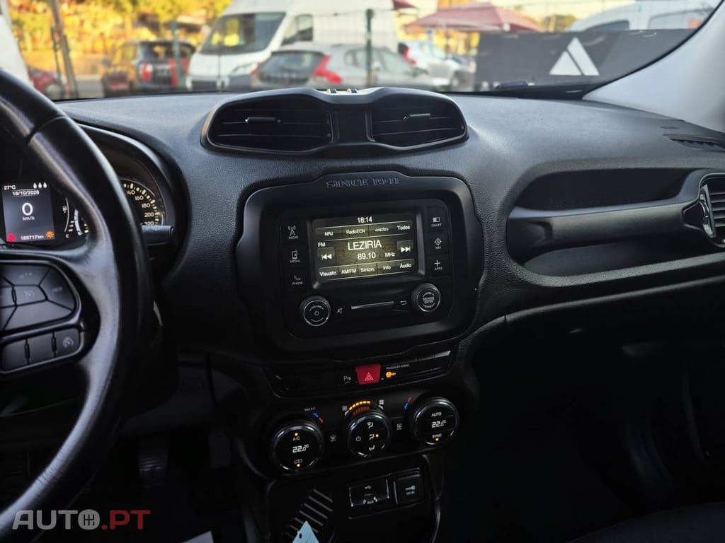 Jeep Renegade 1.6 MJD Night Eagle