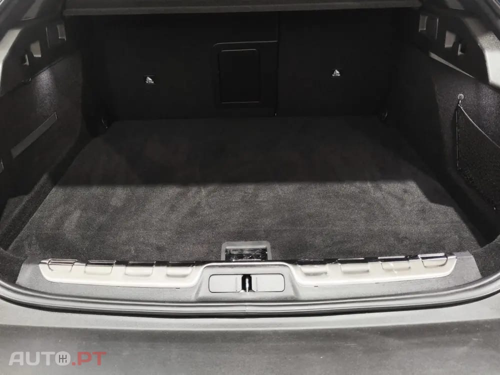 Peugeot 408 1.6 Hybrid GT e-EAT8