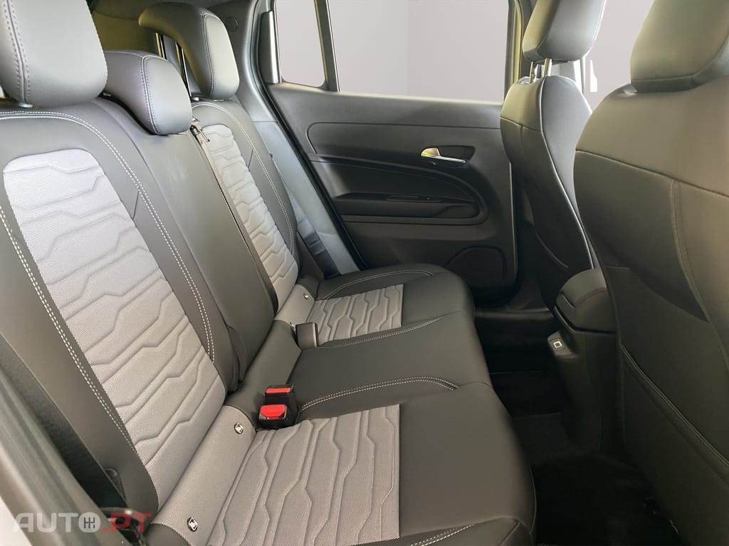 Jeep Avenger 1.2 T Hybrid 4xe Upland