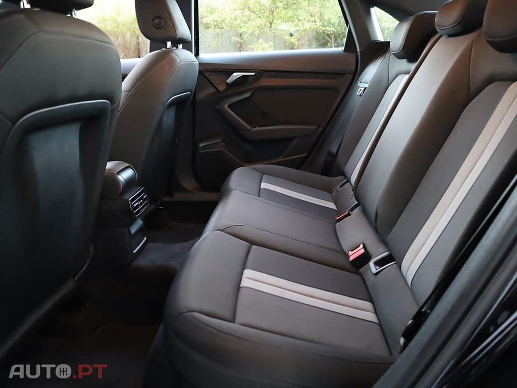 Audi A3 Limousine 30TDi (2.0 TDi)