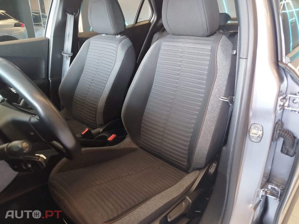Peugeot 2008 1.5 BlueHDi Active