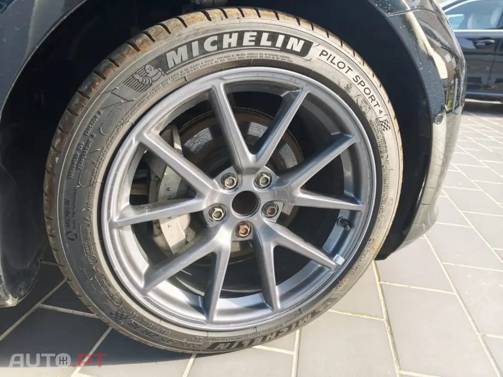 Tesla Model 3 Tração Traseira Premium
