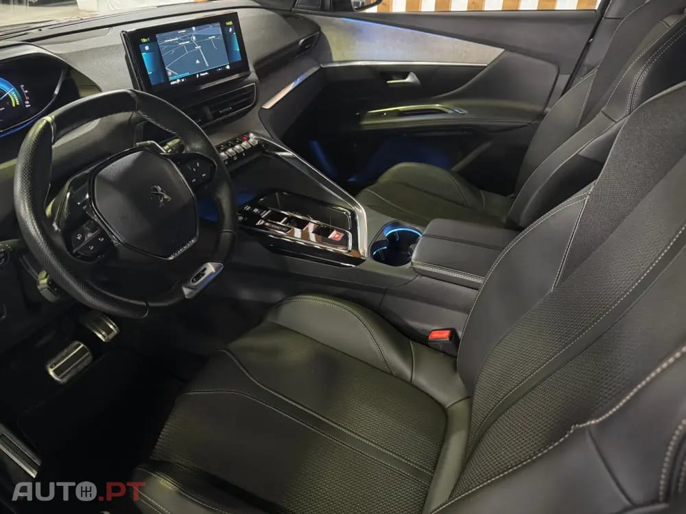 Peugeot 3008 1.6 Hybrid GT Pack e-EAT8