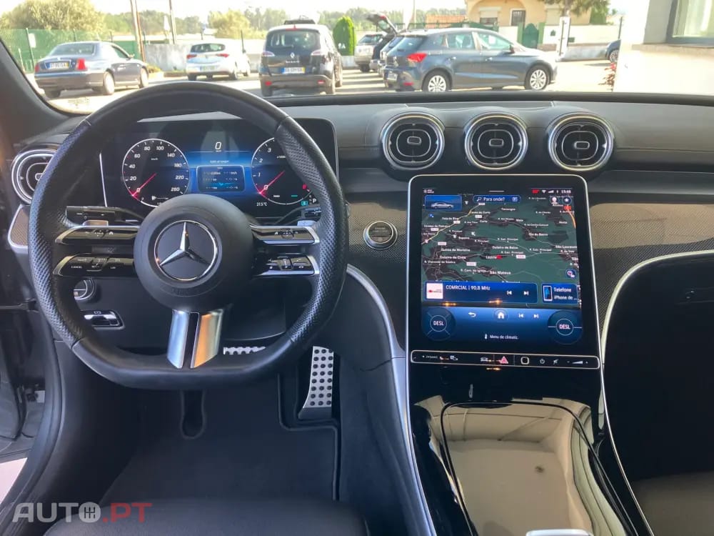 Mercedes-Benz C 180 BERLINA HB+AUTO AMG+360+PELE+J19
