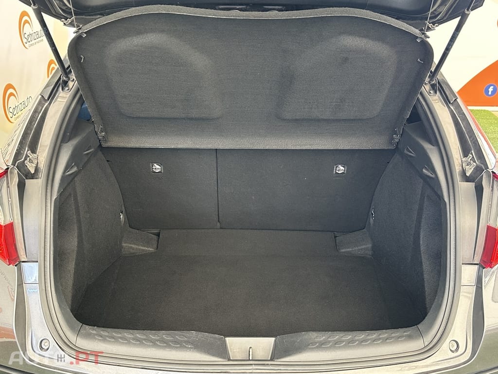 Toyota C-HR 1.8 HSD Exclusive
