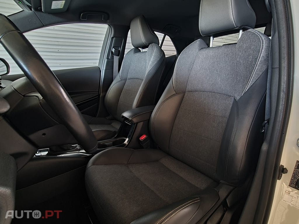 Toyota Corolla 1.8 Hybrid Comfort+P.Sport